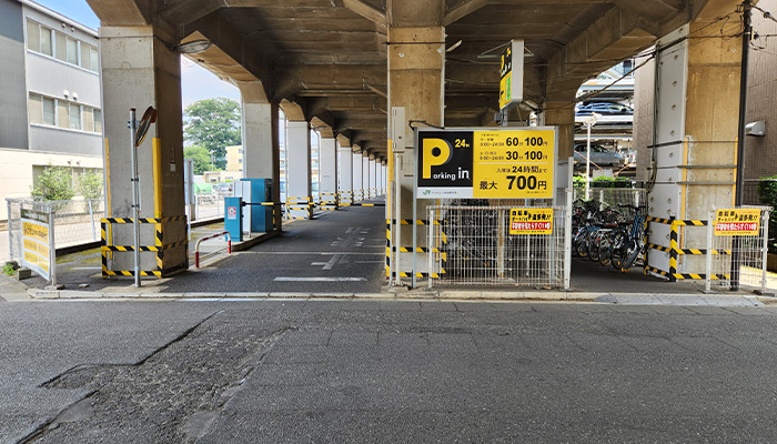 Parking in 新座駅前